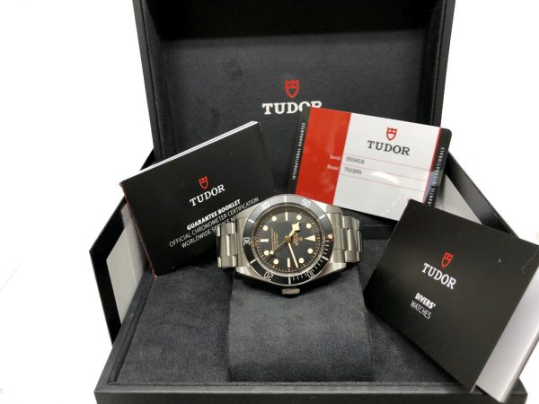 Tudor_BB_41_Box